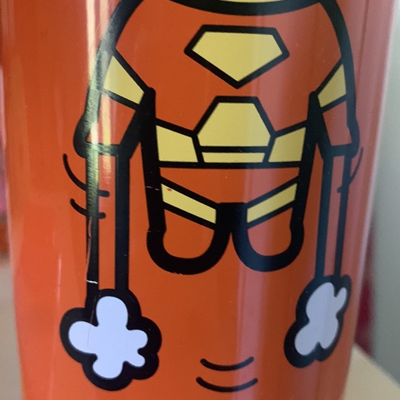 Large water bottle - Picture 2 of 2